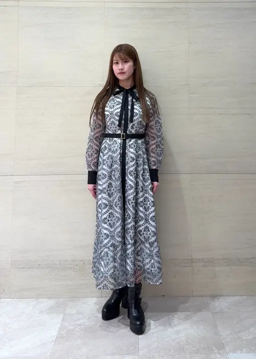 GRACE CONTINENTAL The Banquet 近藤　紫織 コーディネート画像