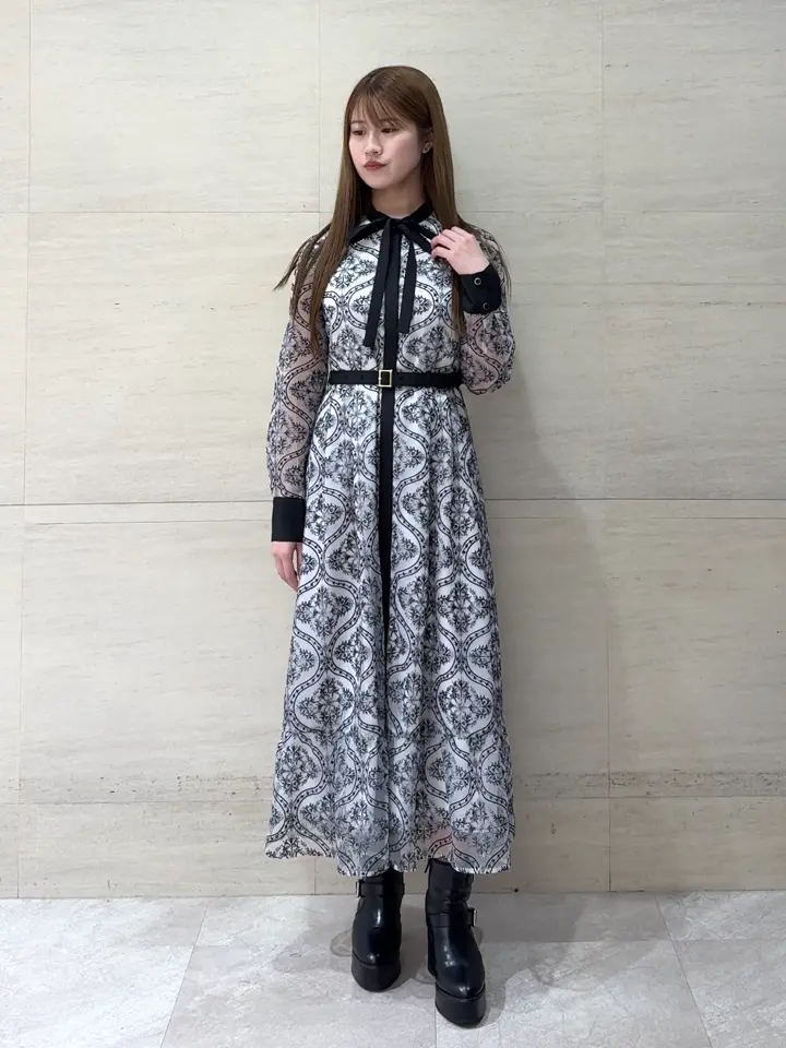 GRACE CONTINENTAL The Banquet 近藤　紫織 コーディネート画像