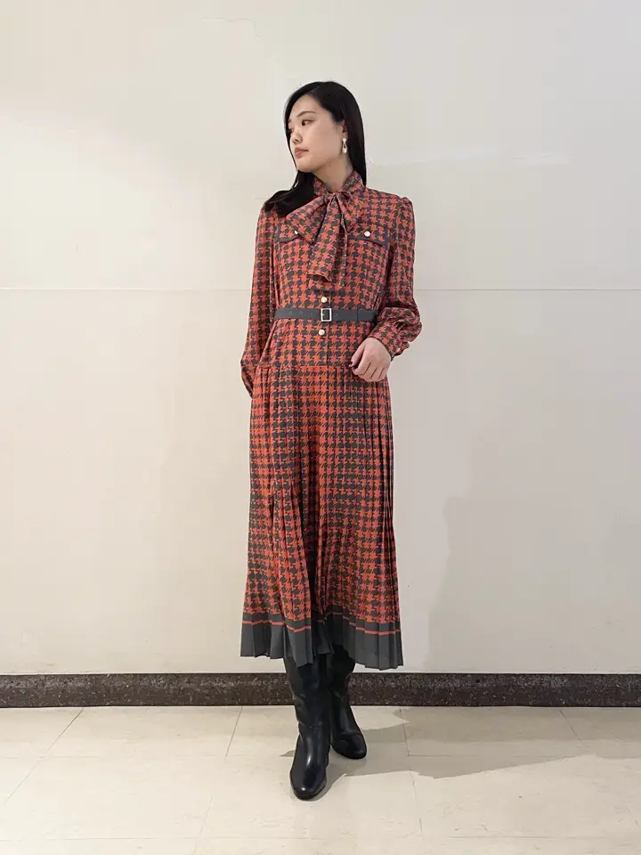 GRACE CONTINENTAL The Banquet nao コーディネート画像