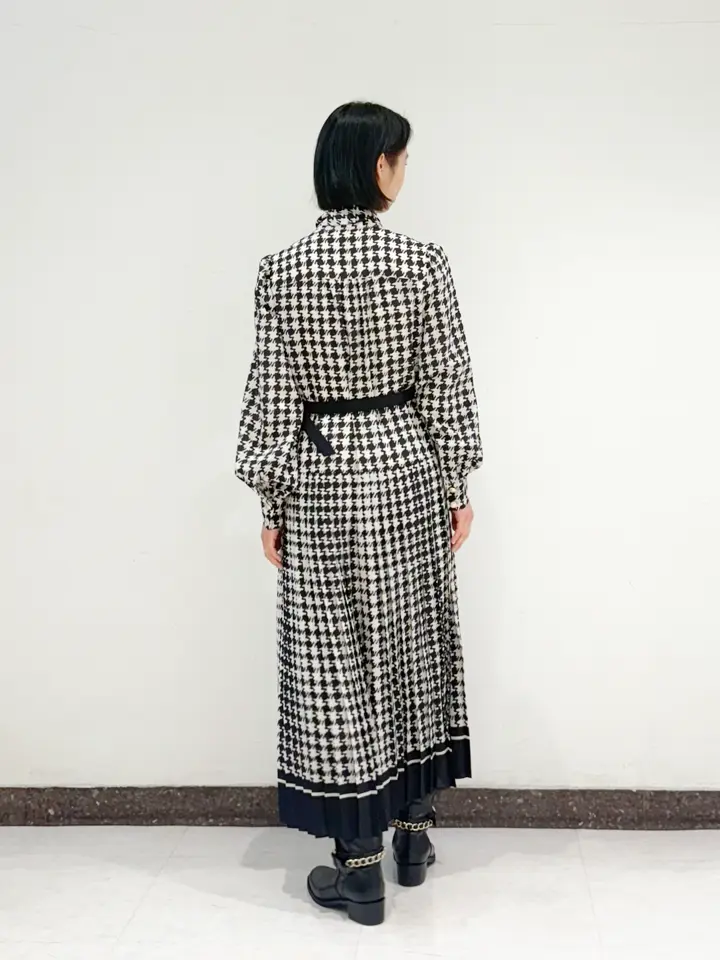 GRACE CONTINENTAL The Banquet yuri コーディネート画像