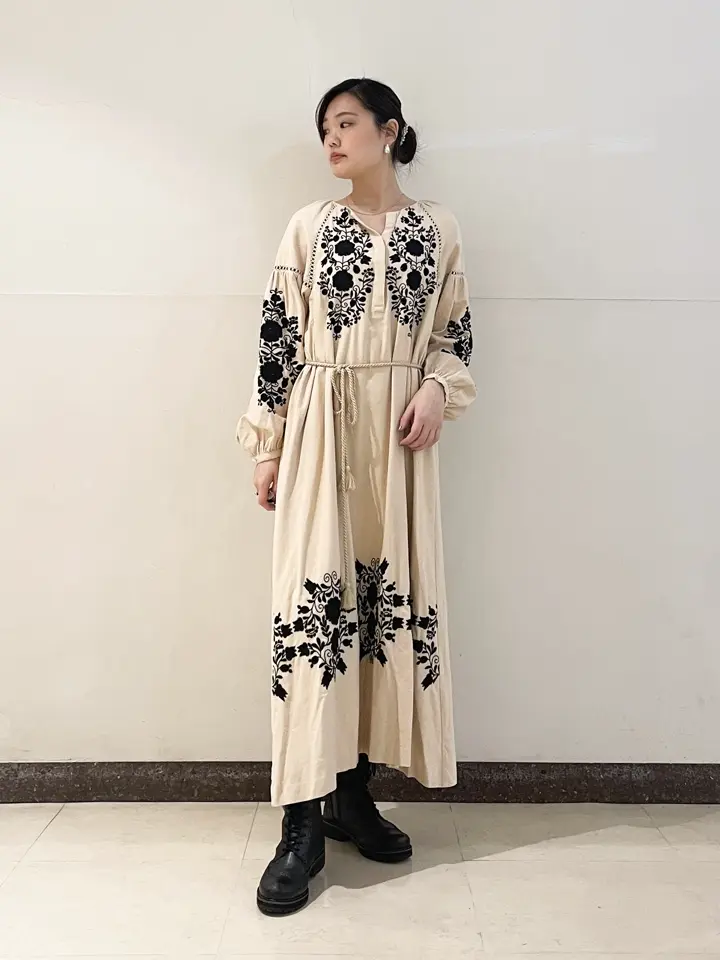 GRACE CONTINENTAL The Banquet nao コーディネート画像