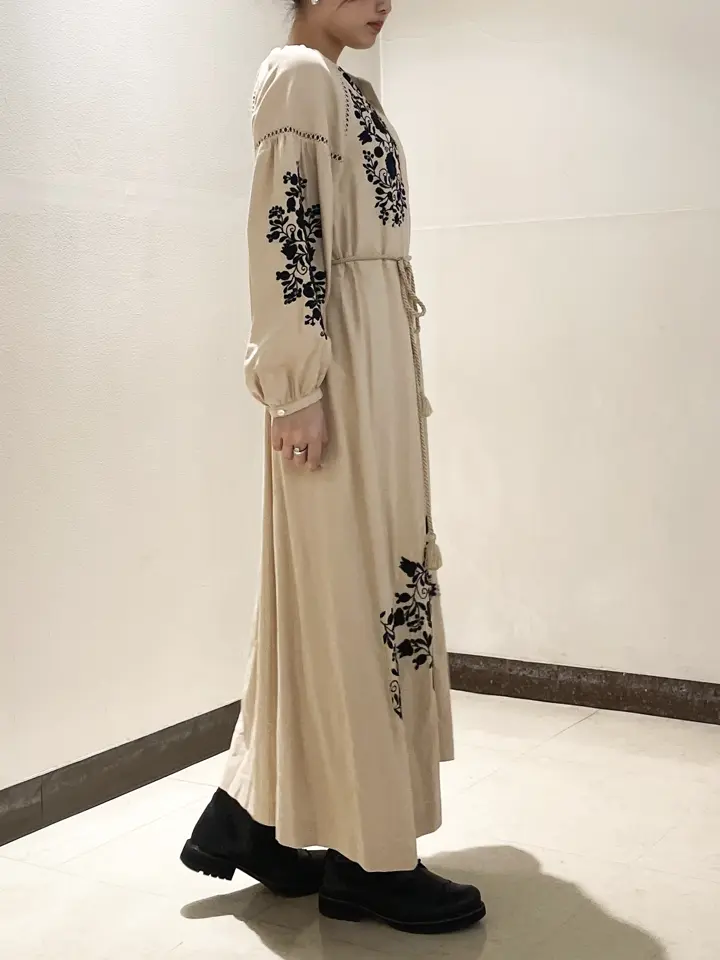 GRACE CONTINENTAL The Banquet nao コーディネート画像