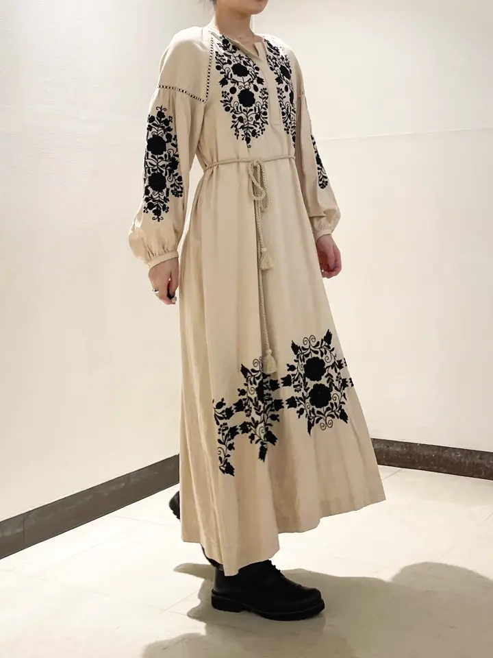 GRACE CONTINENTAL The Banquet nao コーディネート画像