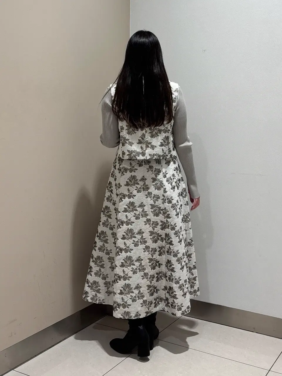 GRACE CONTINENTAL The Banquet 松原 明音 コーディネート画像