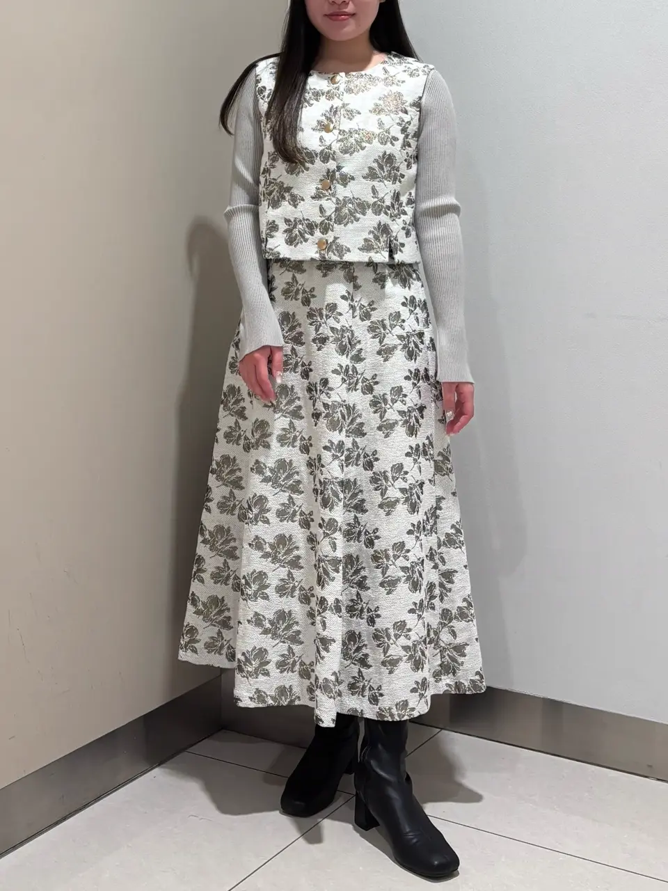 GRACE CONTINENTAL The Banquet 松原 明音 コーディネート画像