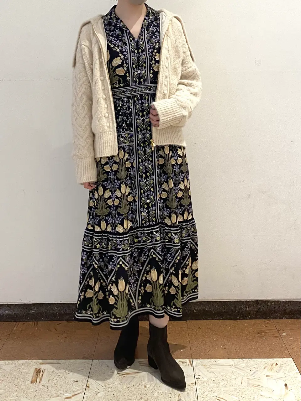 GRACE CONTINENTAL The Banquet mikiho コーディネート画像