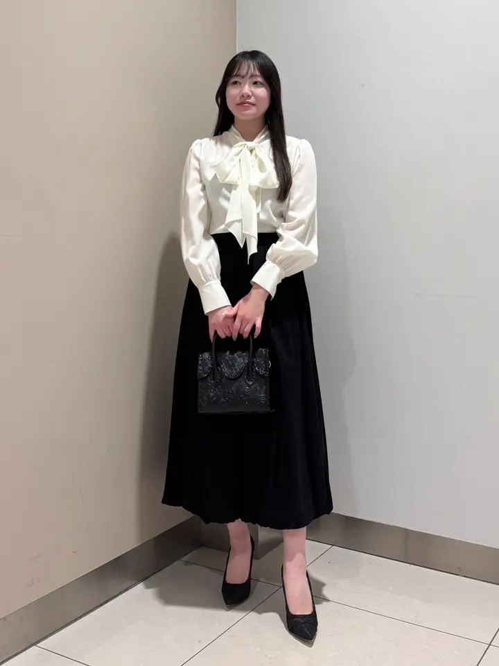 GRACE CONTINENTAL The Banquet 松原 明音 コーディネート画像