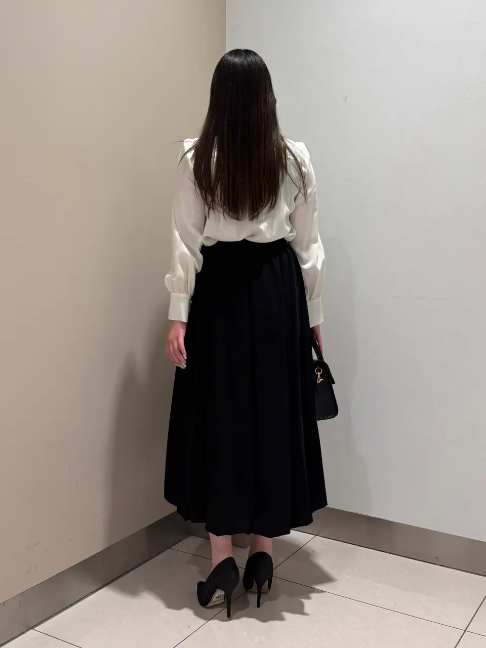 GRACE CONTINENTAL The Banquet 松原 明音 コーディネート画像