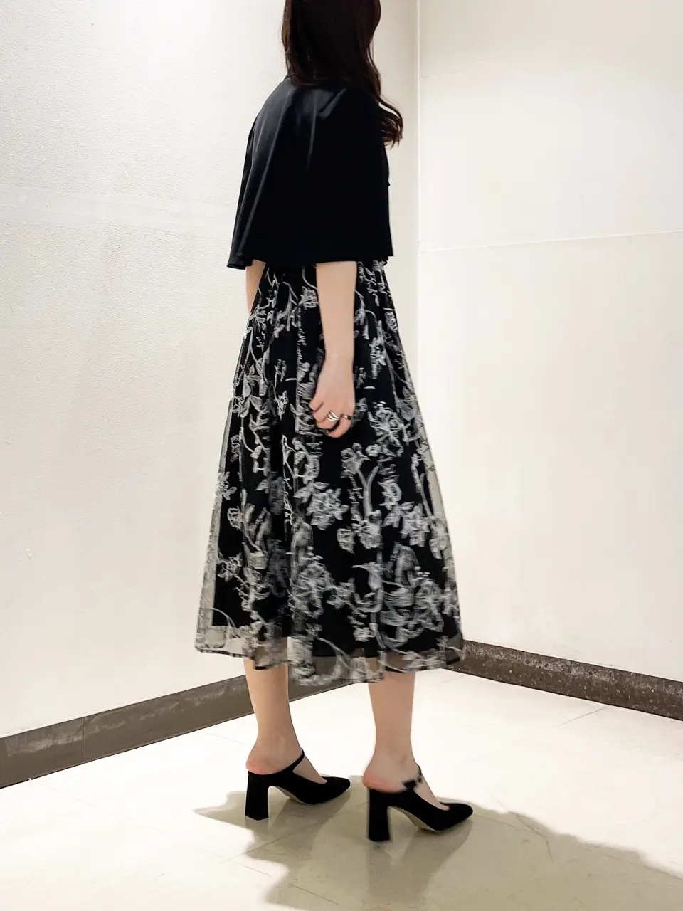 GRACE CONTINENTAL The Banquet nao コーディネート画像