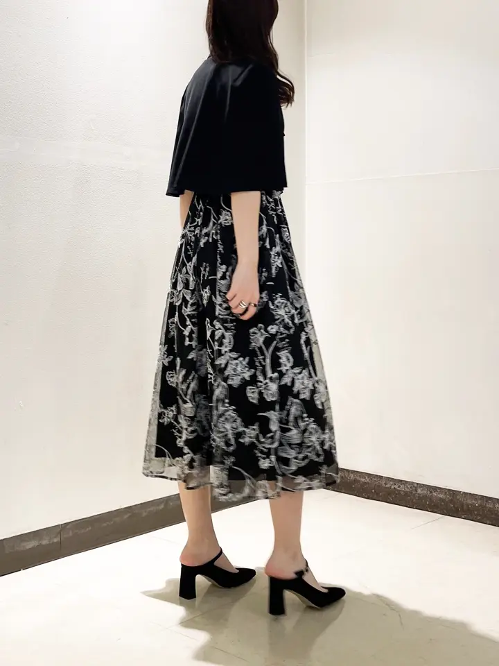 GRACE CONTINENTAL The Banquet nao コーディネート画像