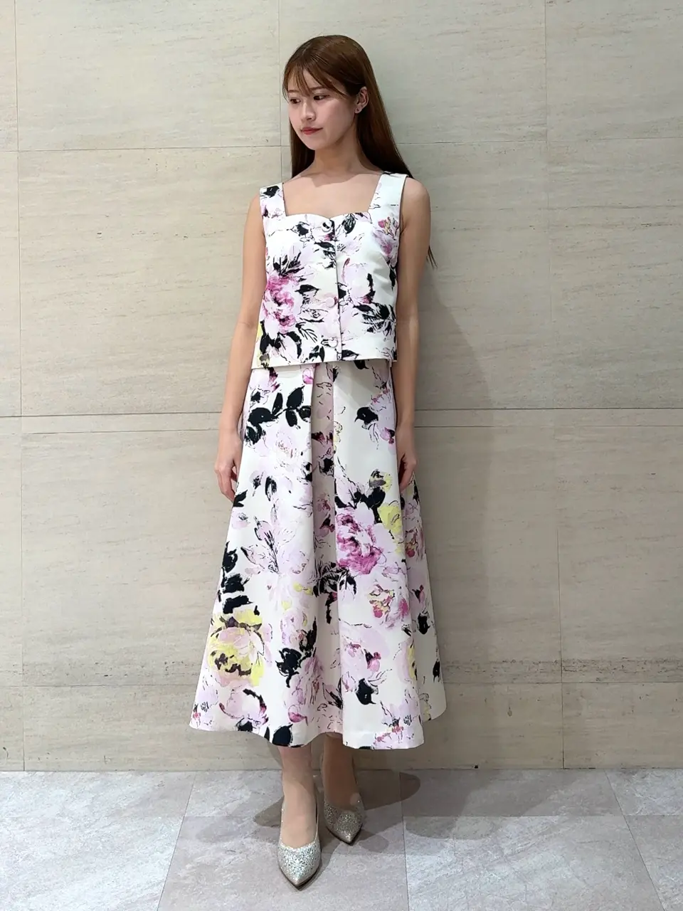 GRACE CONTINENTAL The Banquet s.kondo コーディネート画像