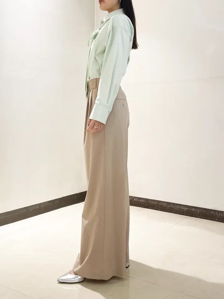 GRACE CONTINENTAL The Banquet nao コーディネート画像