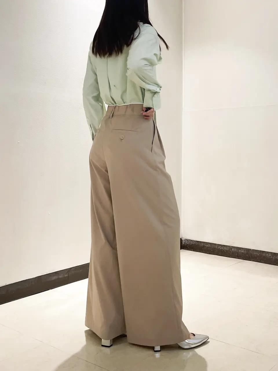 GRACE CONTINENTAL The Banquet nao コーディネート画像