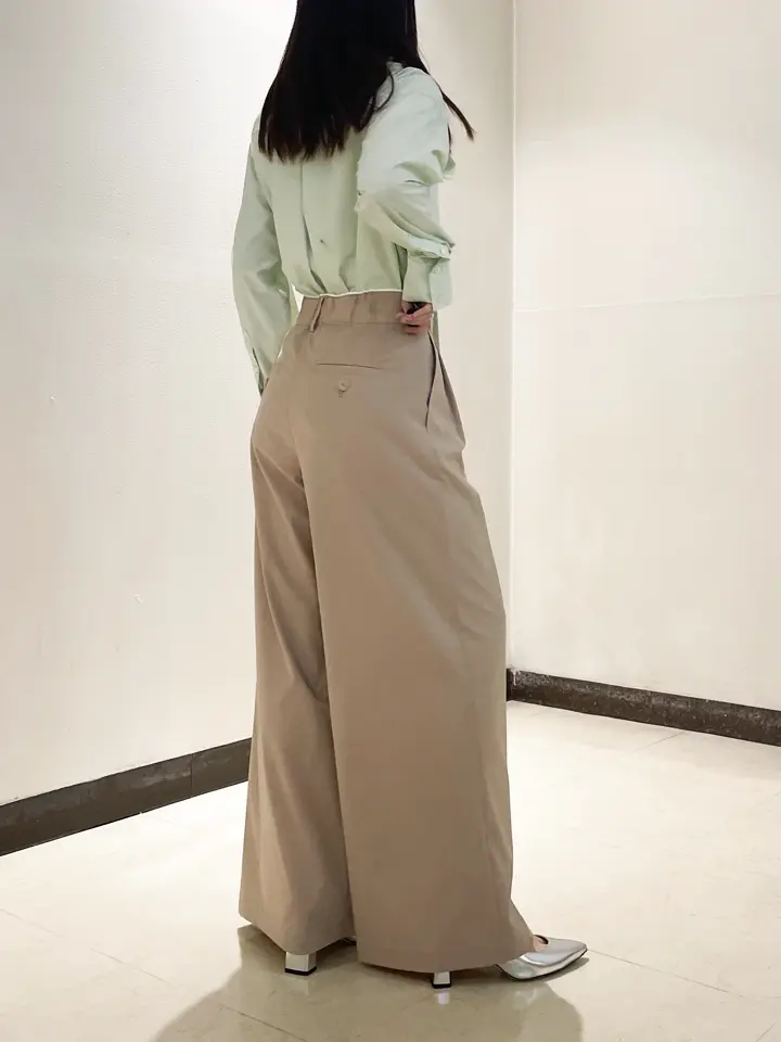 GRACE CONTINENTAL The Banquet nao コーディネート画像