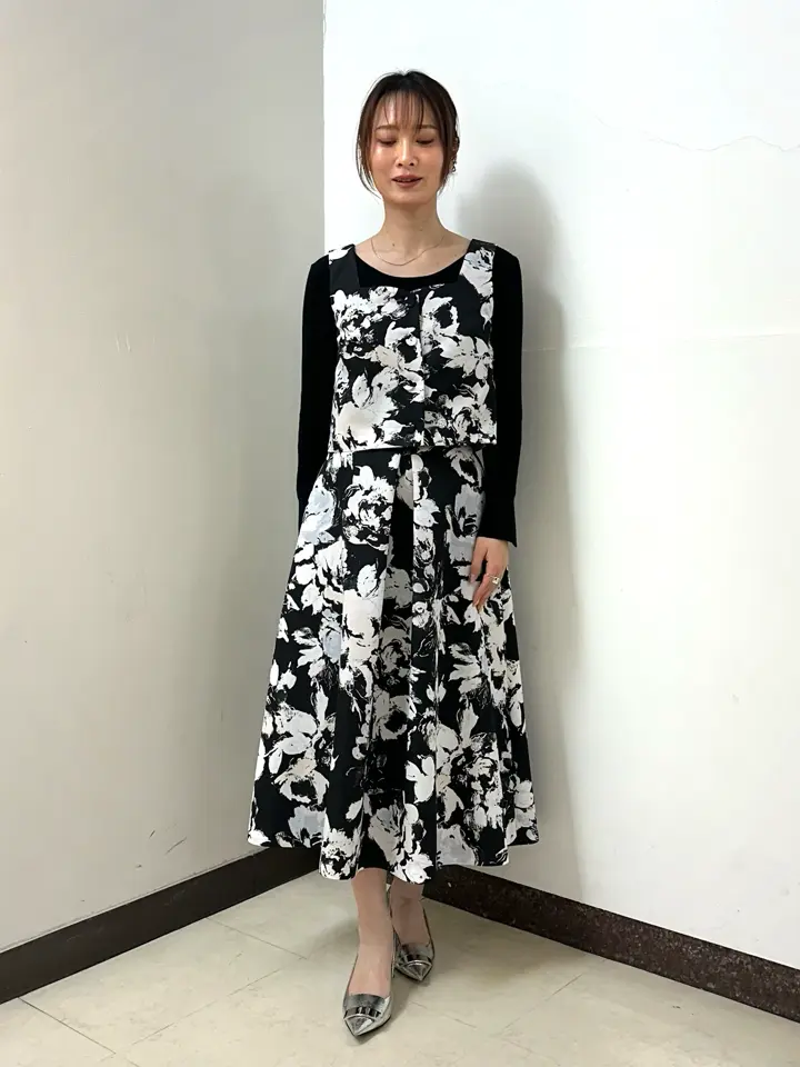 GRACE CONTINENTAL The Banquet Kogane. コーディネート画像