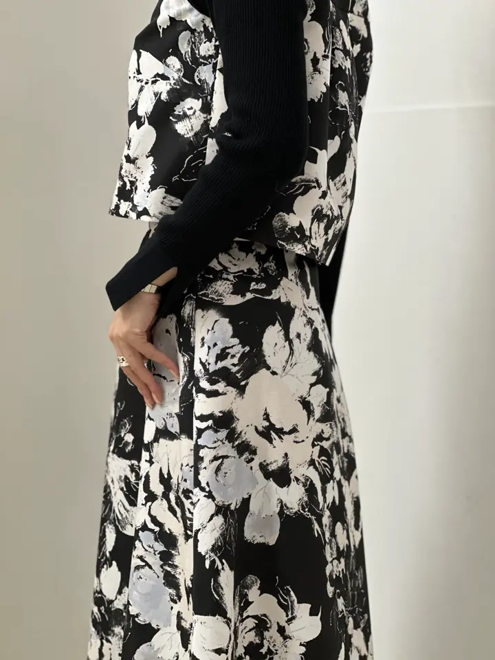 GRACE CONTINENTAL The Banquet Kogane. コーディネート画像