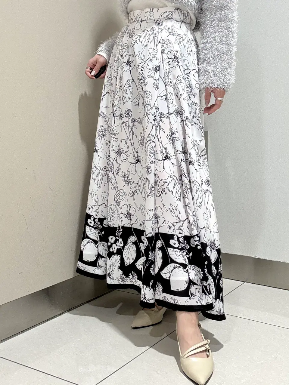 GRACE CONTINENTAL The Banquet FUKUSHIMA YURIE コーディネート画像