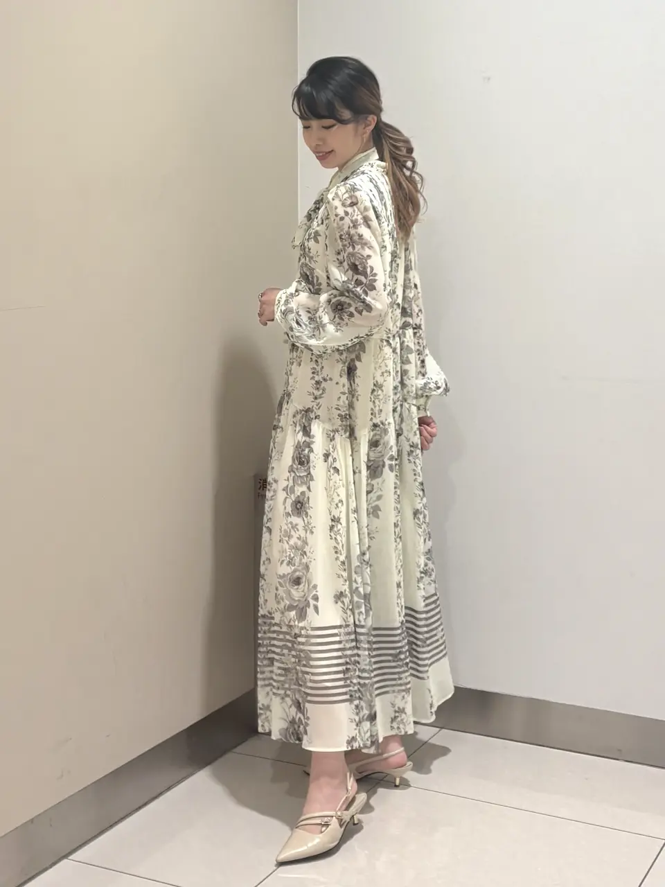 GRACE CONTINENTAL The Banquet FUKUSHIMA YURIE コーディネート画像