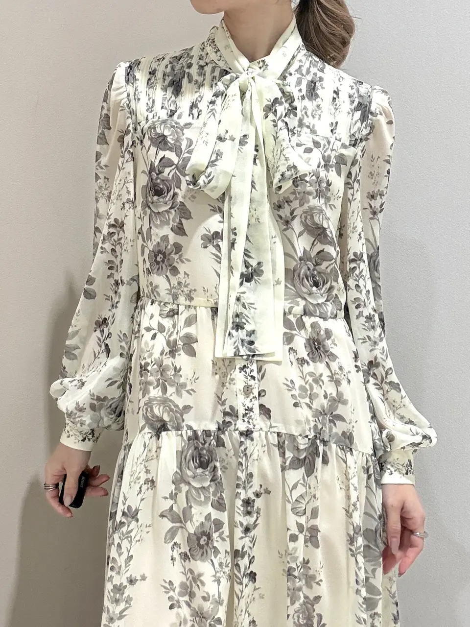 GRACE CONTINENTAL The Banquet FUKUSHIMA YURIE コーディネート画像