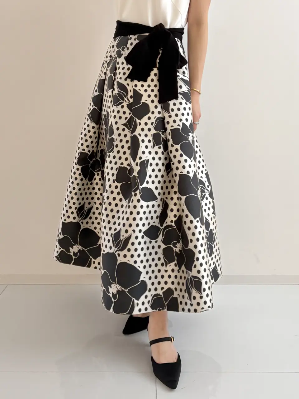 GRACE CONTINENTAL The Banquet FUKUSHIMA YURIE コーディネート画像