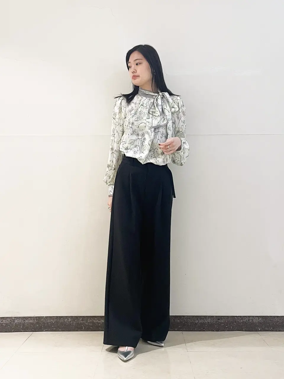 GRACE CONTINENTAL The Banquet nao コーディネート画像