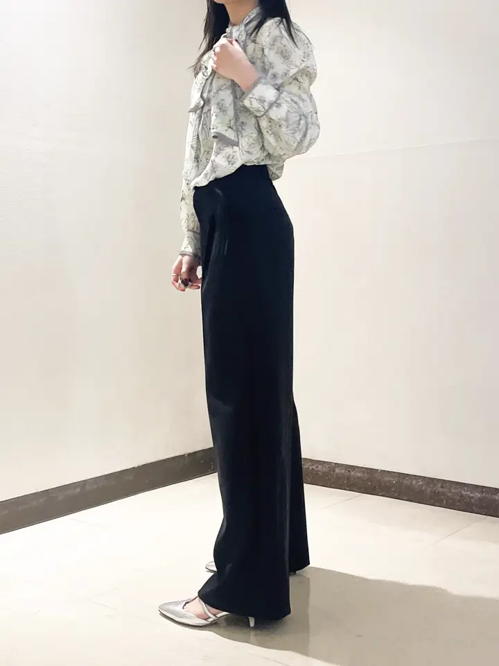 GRACE CONTINENTAL The Banquet nao コーディネート画像