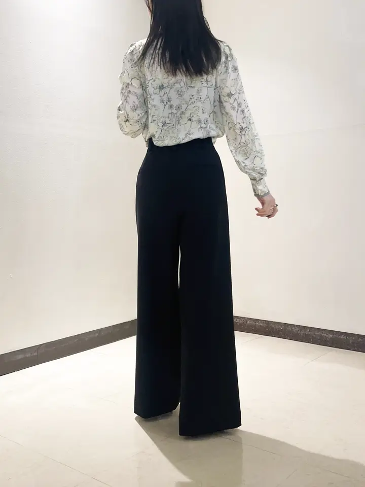 GRACE CONTINENTAL The Banquet nao コーディネート画像