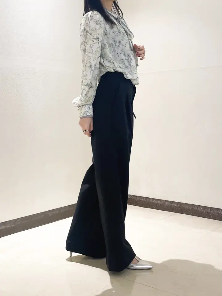 GRACE CONTINENTAL The Banquet nao コーディネート画像