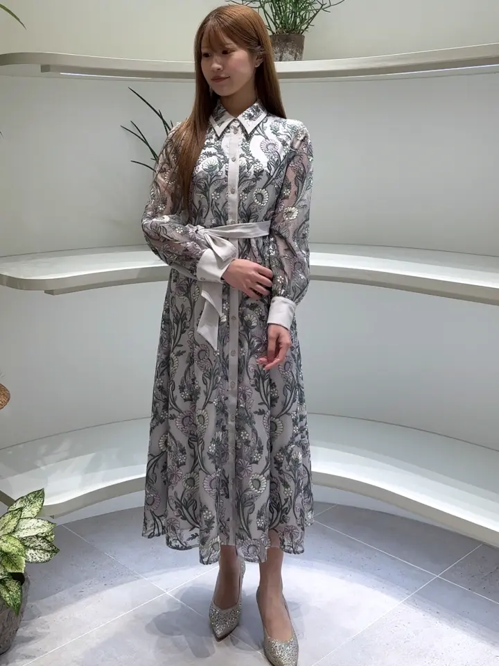 GRACE CONTINENTAL The Banquet s.kondo コーディネート画像