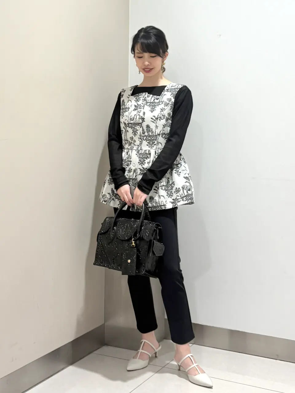 GRACE CONTINENTAL The Banquet FUKUSHIMA YURIE コーディネート画像