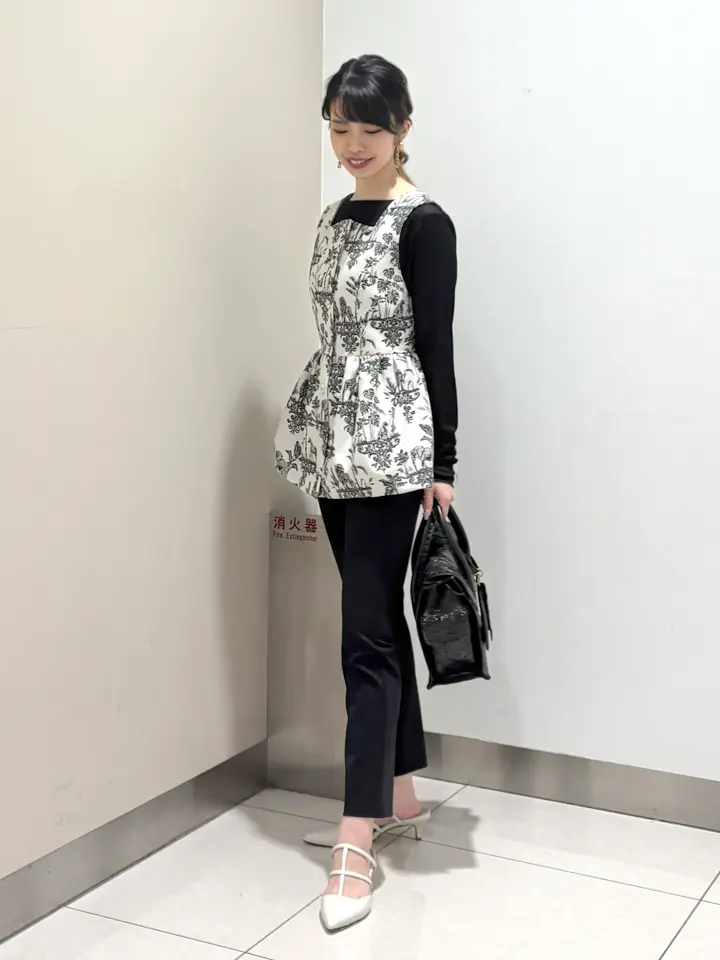 GRACE CONTINENTAL The Banquet FUKUSHIMA YURIE コーディネート画像