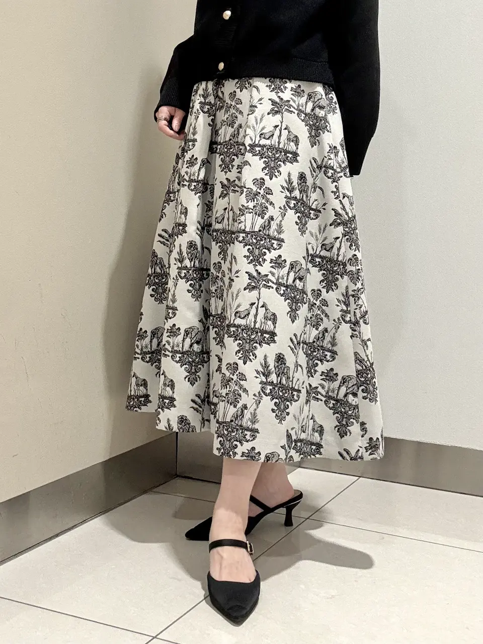 GRACE CONTINENTAL The Banquet FUKUSHIMA YURIE コーディネート画像