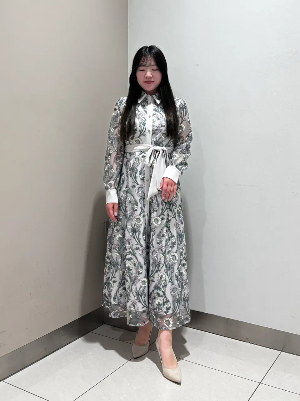 GRACE CONTINENTAL The Banquet 松原 明音 コーディネート画像