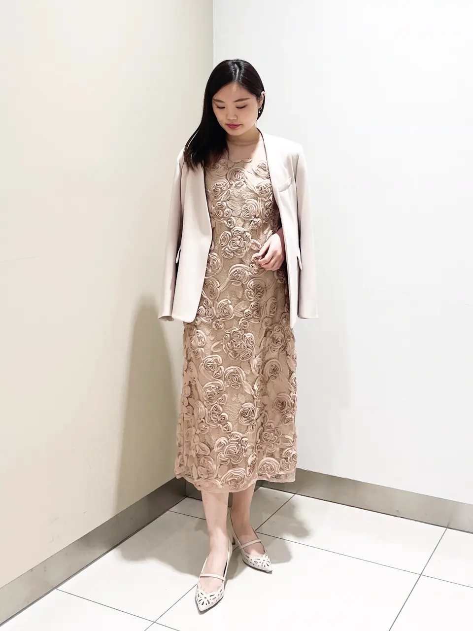 GRACE CONTINENTAL The Banquet nao コーディネート画像