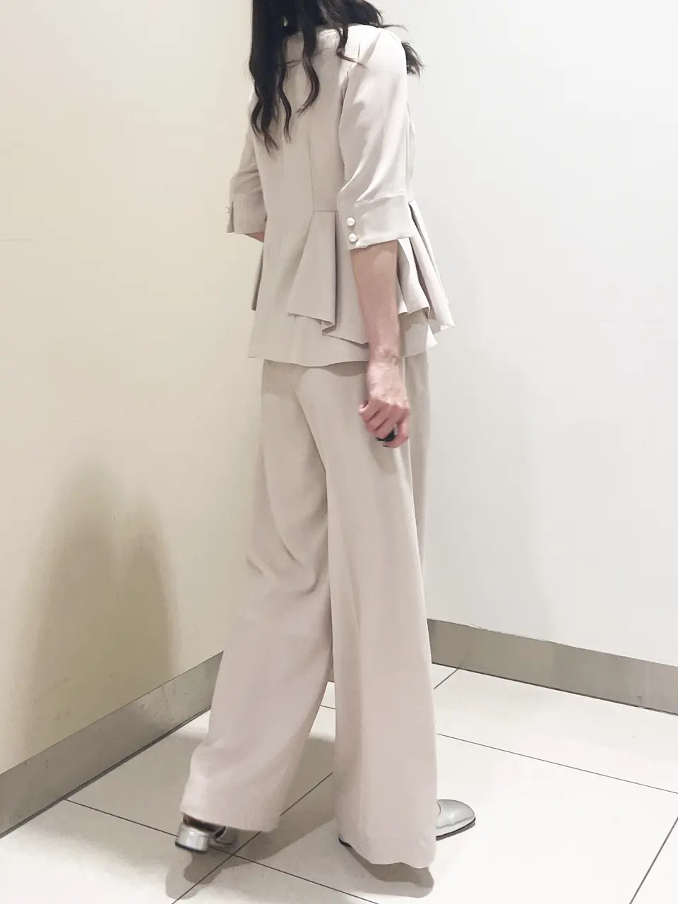 GRACE CONTINENTAL The Banquet nao コーディネート画像