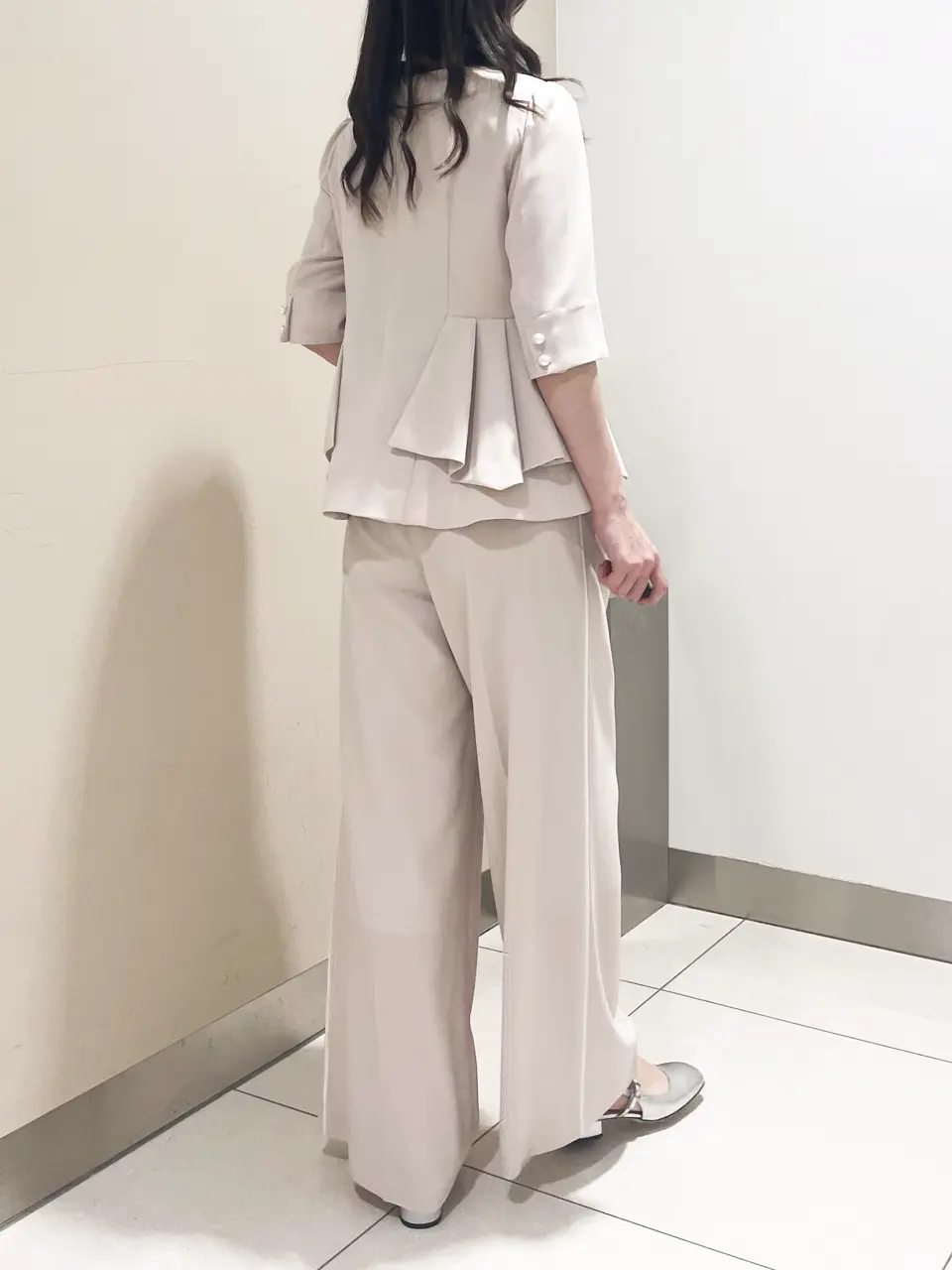 GRACE CONTINENTAL The Banquet nao コーディネート画像