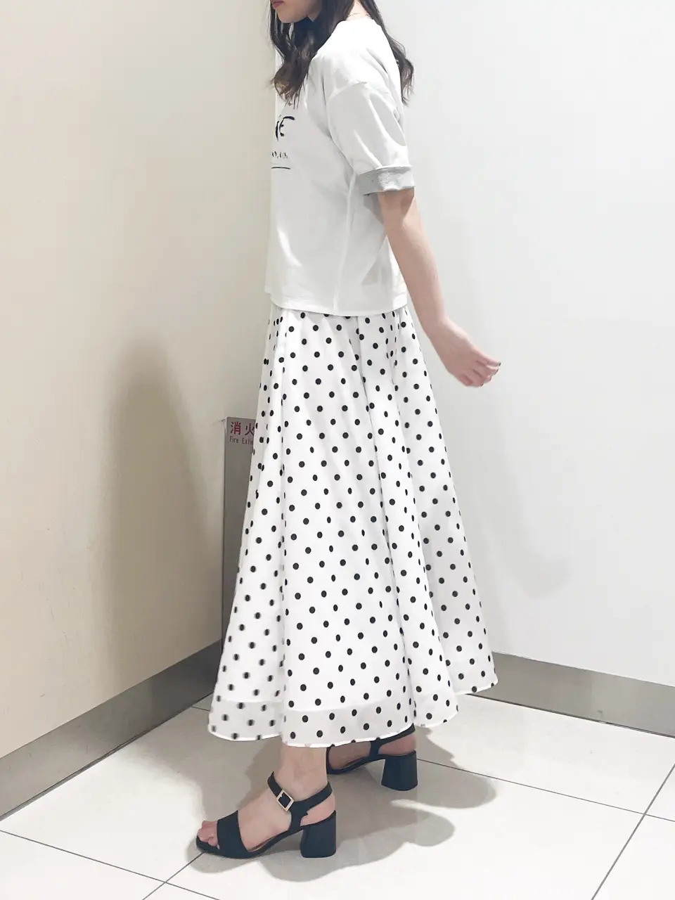 GRACE CONTINENTAL The Banquet nao コーディネート画像