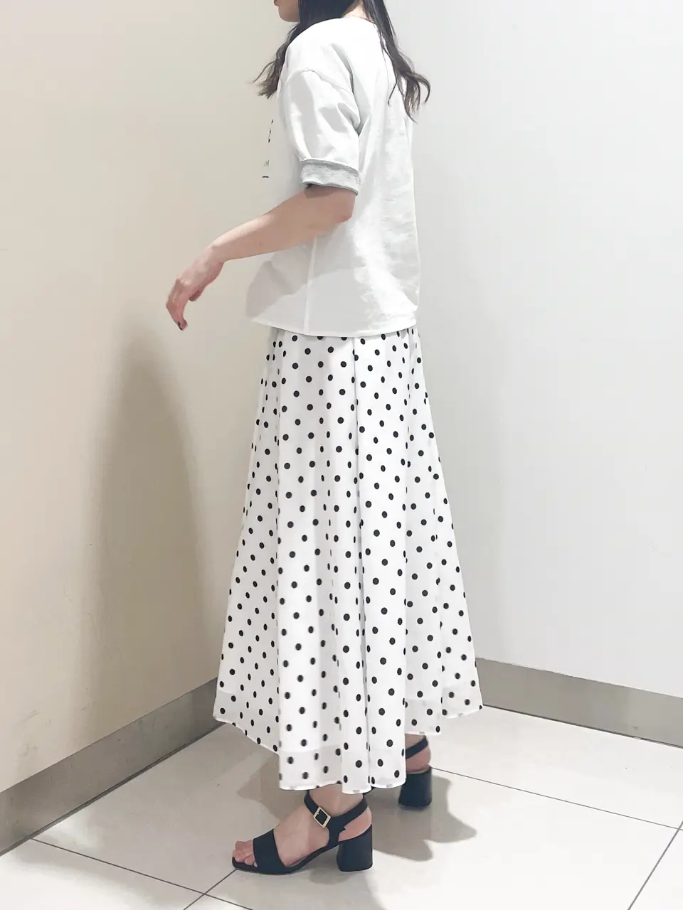 GRACE CONTINENTAL The Banquet nao コーディネート画像