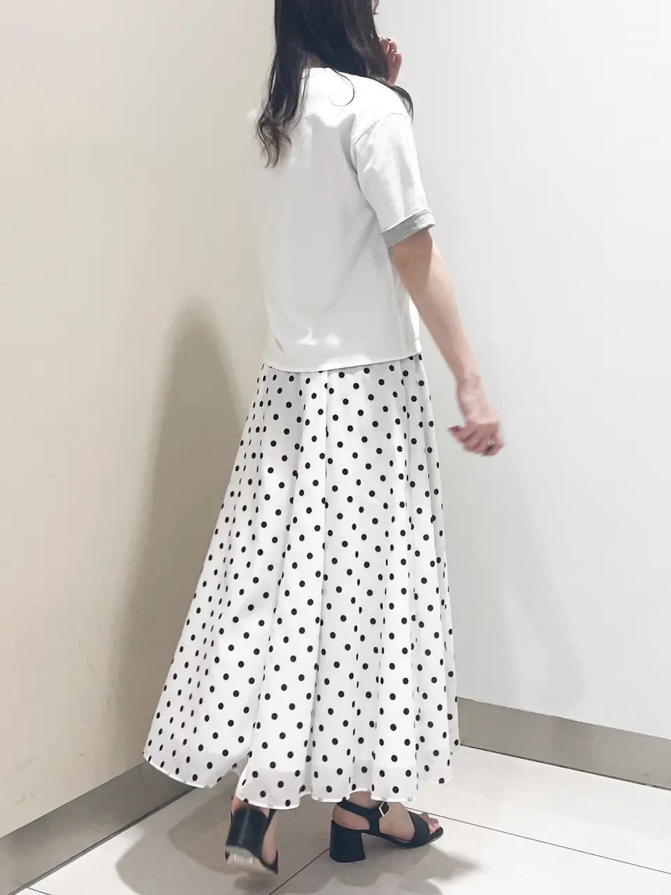 GRACE CONTINENTAL The Banquet nao コーディネート画像