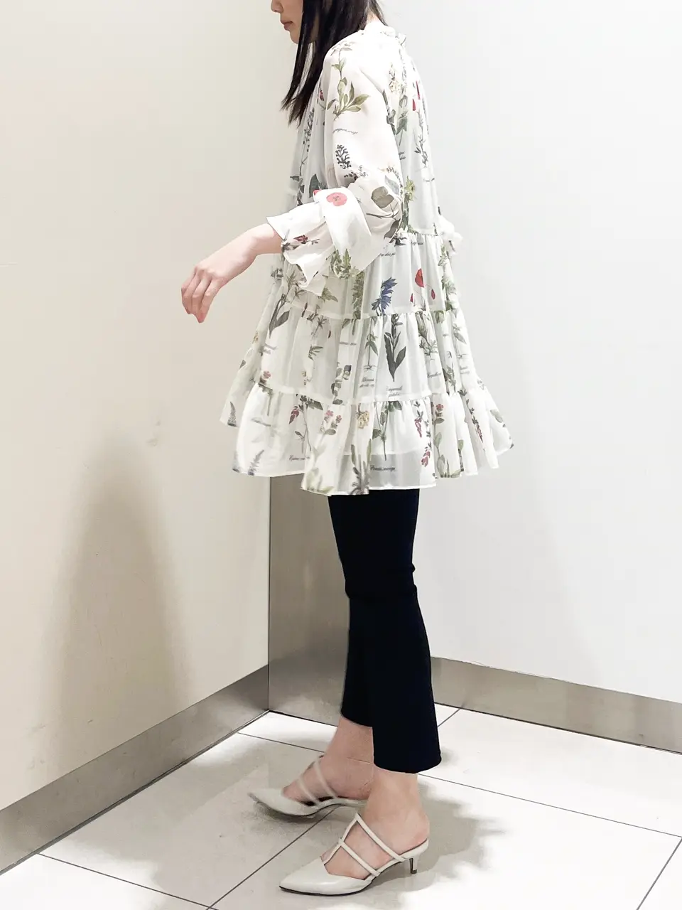 GRACE CONTINENTAL The Banquet nao コーディネート画像