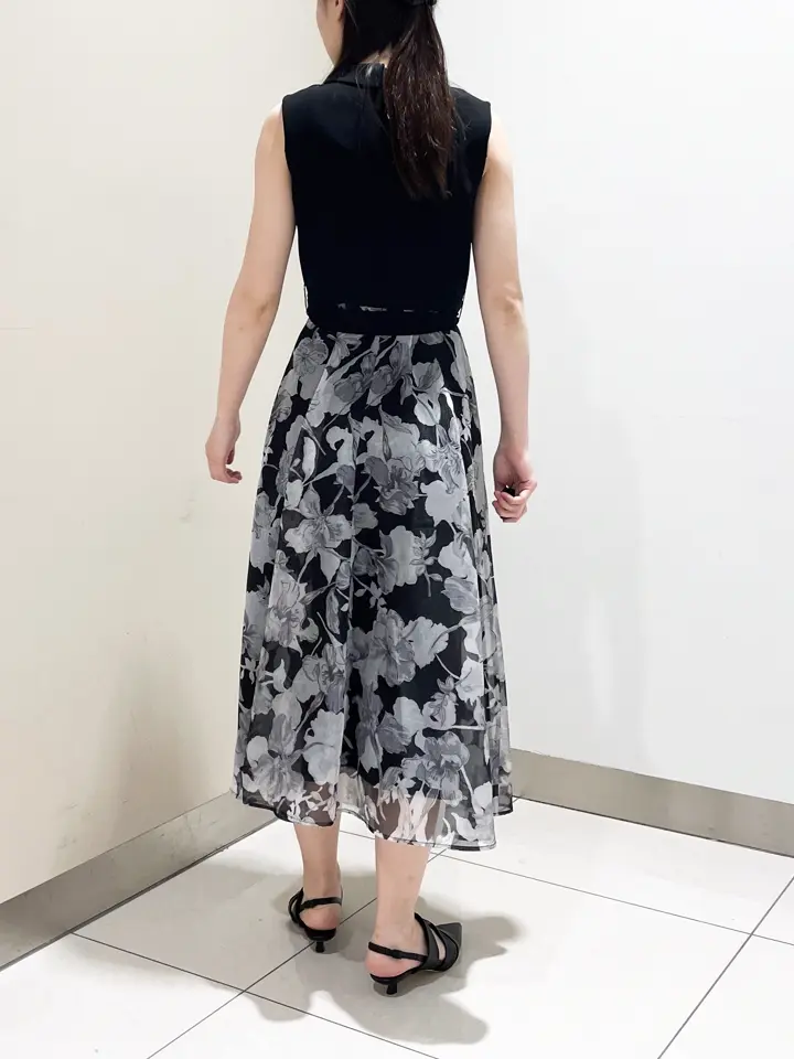 GRACE CONTINENTAL The Banquet nao コーディネート画像