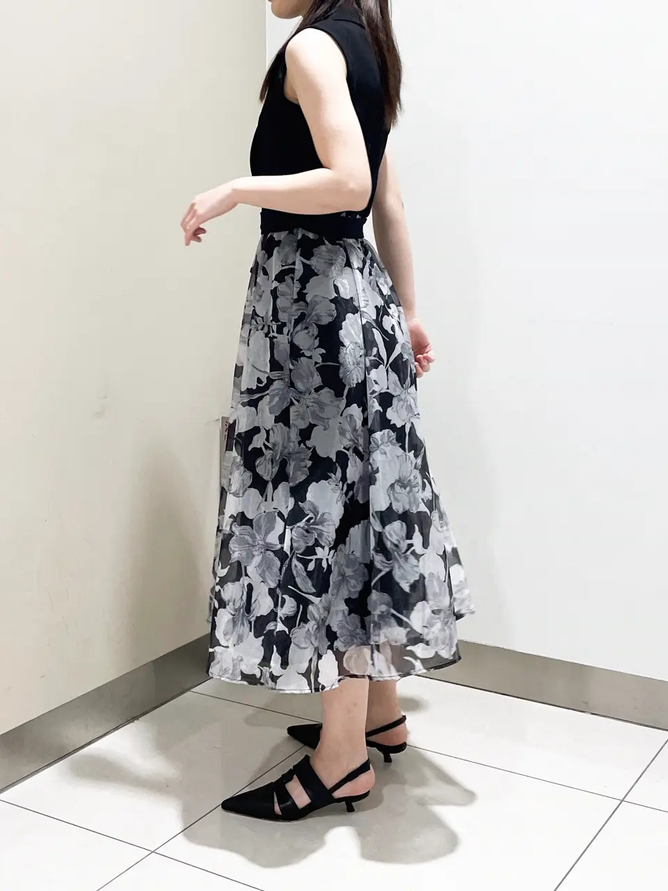 GRACE CONTINENTAL The Banquet nao コーディネート画像