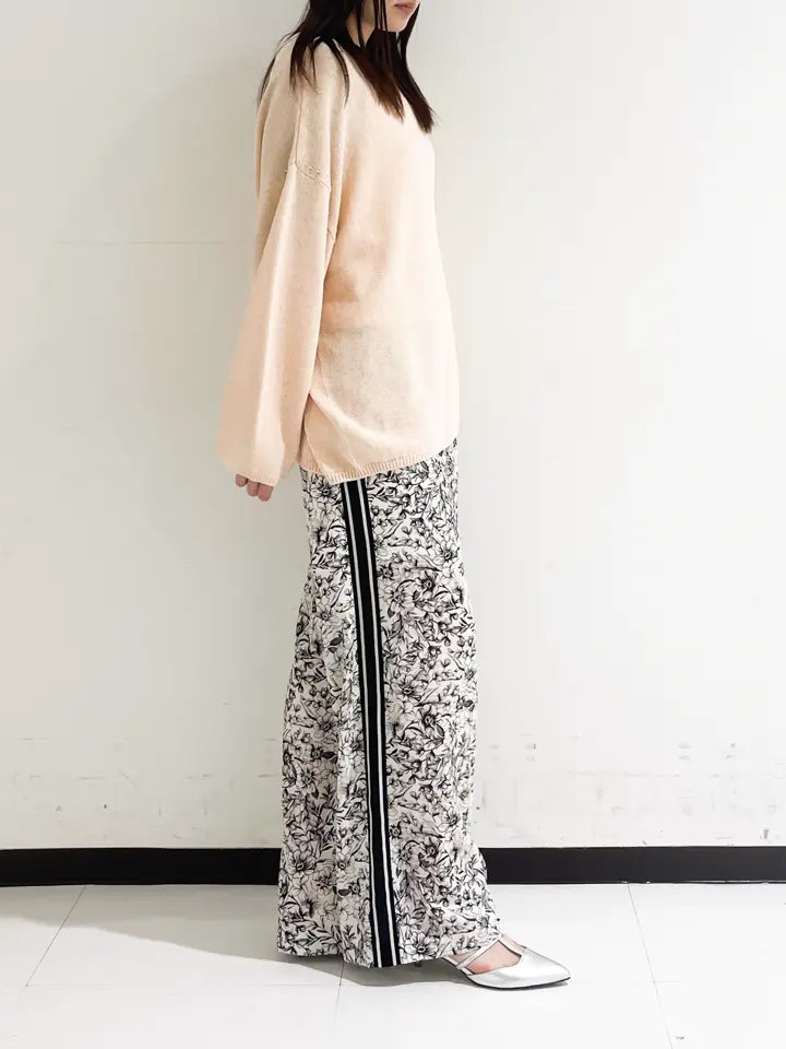 GRACE CONTINENTAL The Banquet nao コーディネート画像