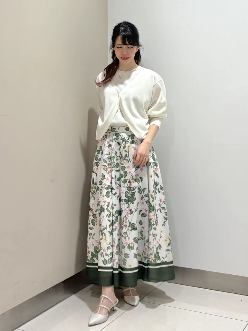 GRACE CONTINENTAL The Banquet FUKUSHIMA YURIE コーディネート画像