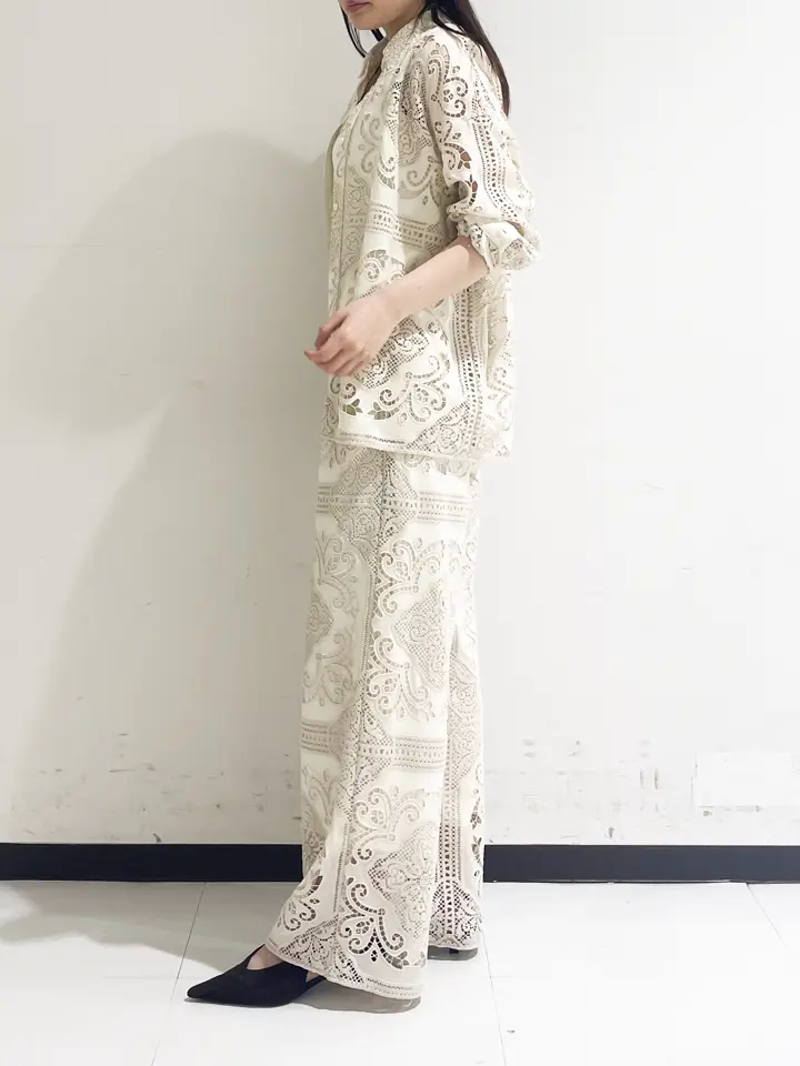 GRACE CONTINENTAL The Banquet nao コーディネート画像