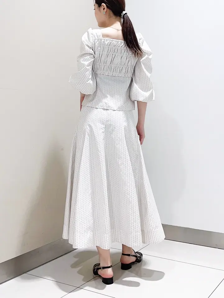 GRACE CONTINENTAL The Banquet nao コーディネート画像