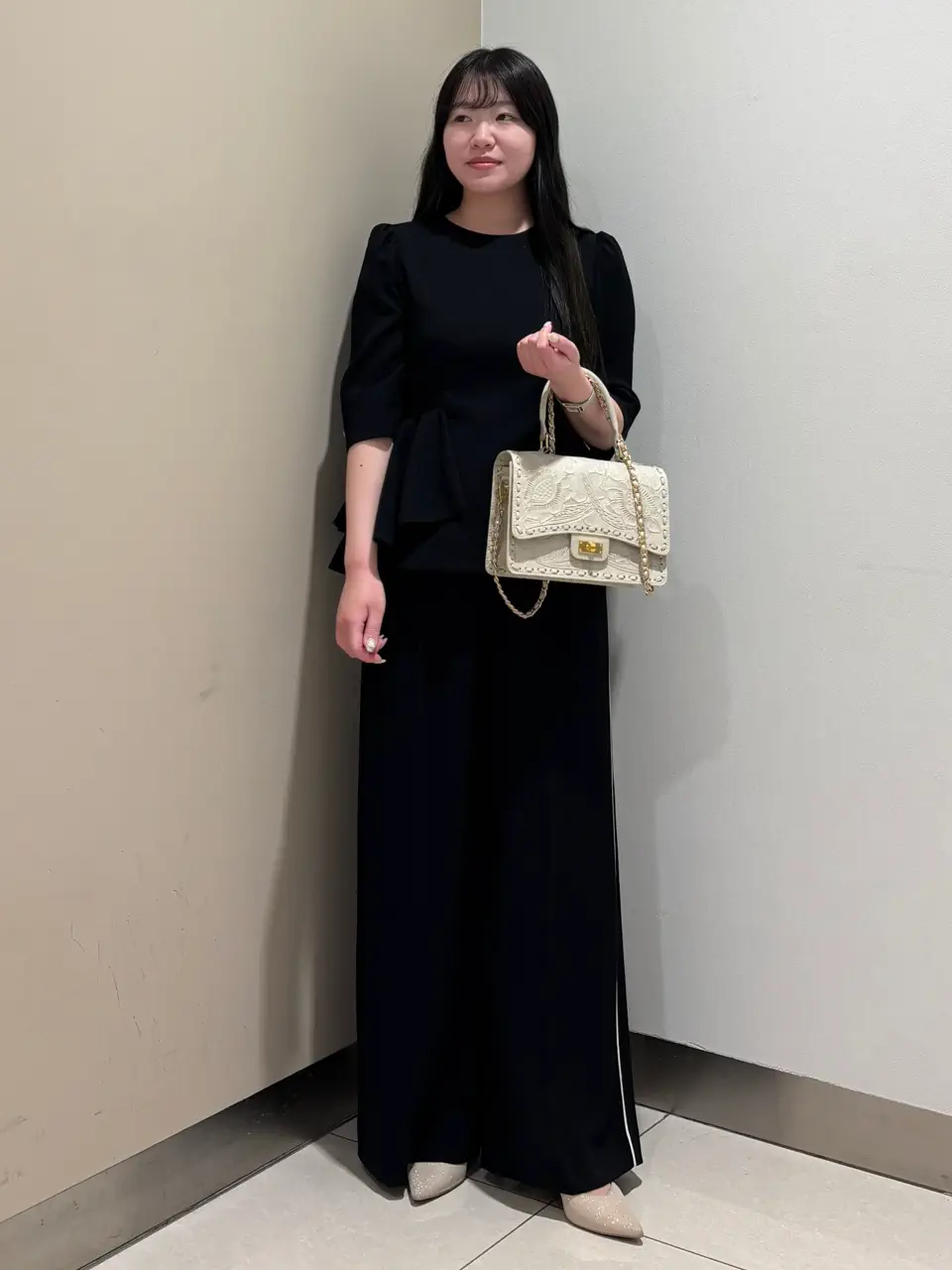 GRACE CONTINENTAL The Banquet 松原 明音 コーディネート画像