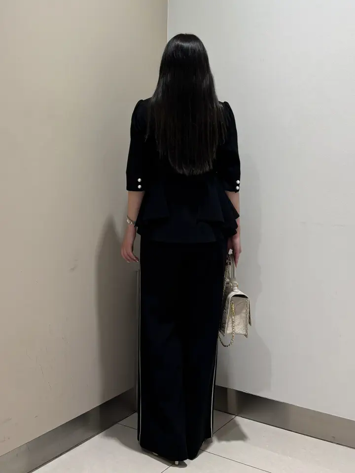 GRACE CONTINENTAL The Banquet 松原 明音 コーディネート画像