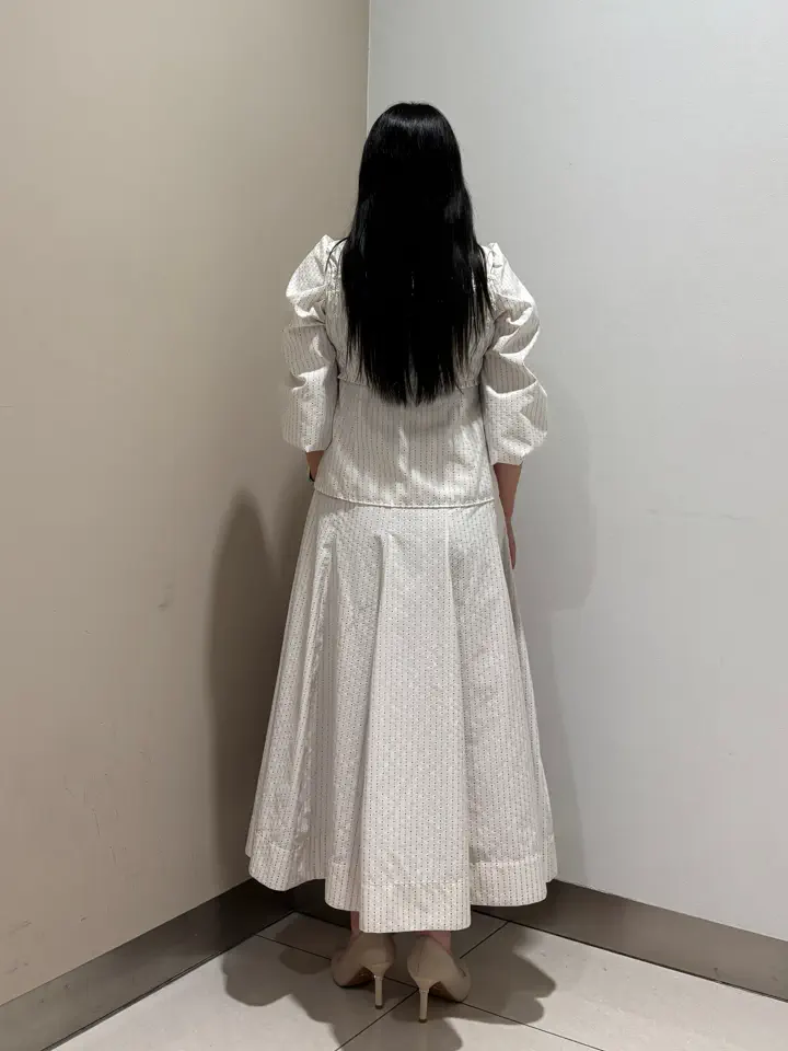 GRACE CONTINENTAL The Banquet 松原 明音 コーディネート画像