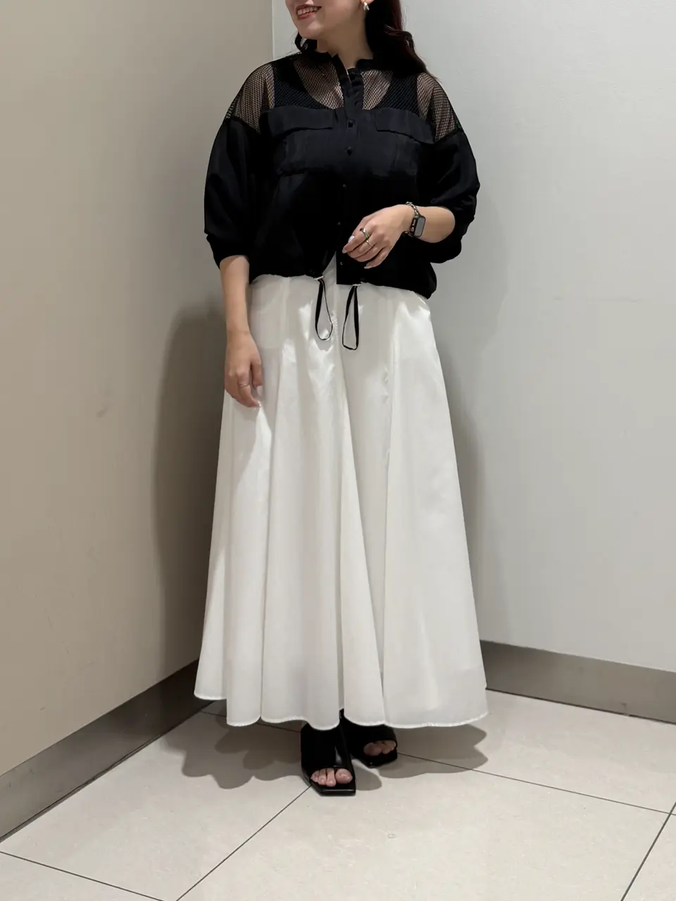 GRACE CONTINENTAL The Banquet SAITO コーディネート画像